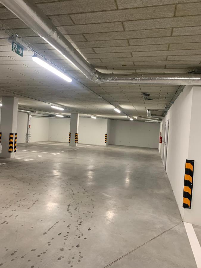 Soukromy Byt 2+Kk S Balkonem A Parkovanim Znojmo Extérieur photo